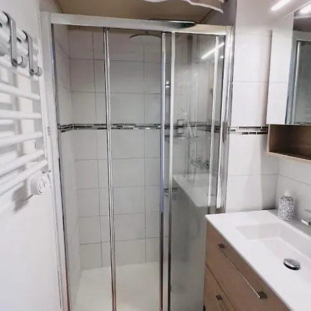 Apartment 2 Min Walk From The Sainte-Maxime